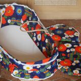 Wicker baby bassinet