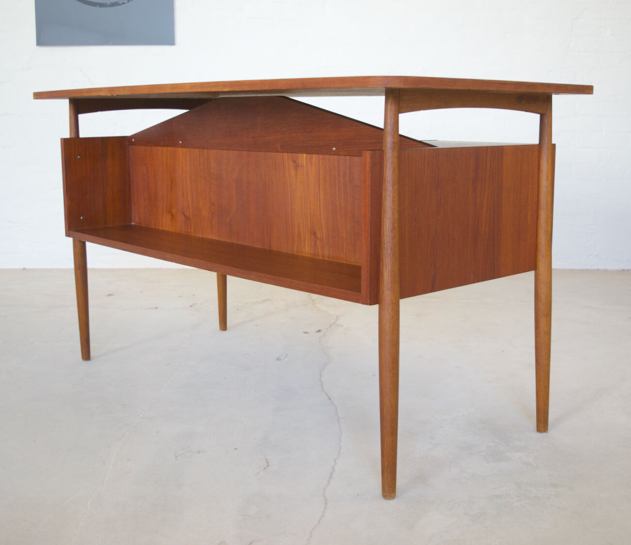Teak desk by gunner nielsen for tibergaard, 1960