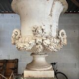 Paire de vases en fonte de style néo-classique,  époque 19ème