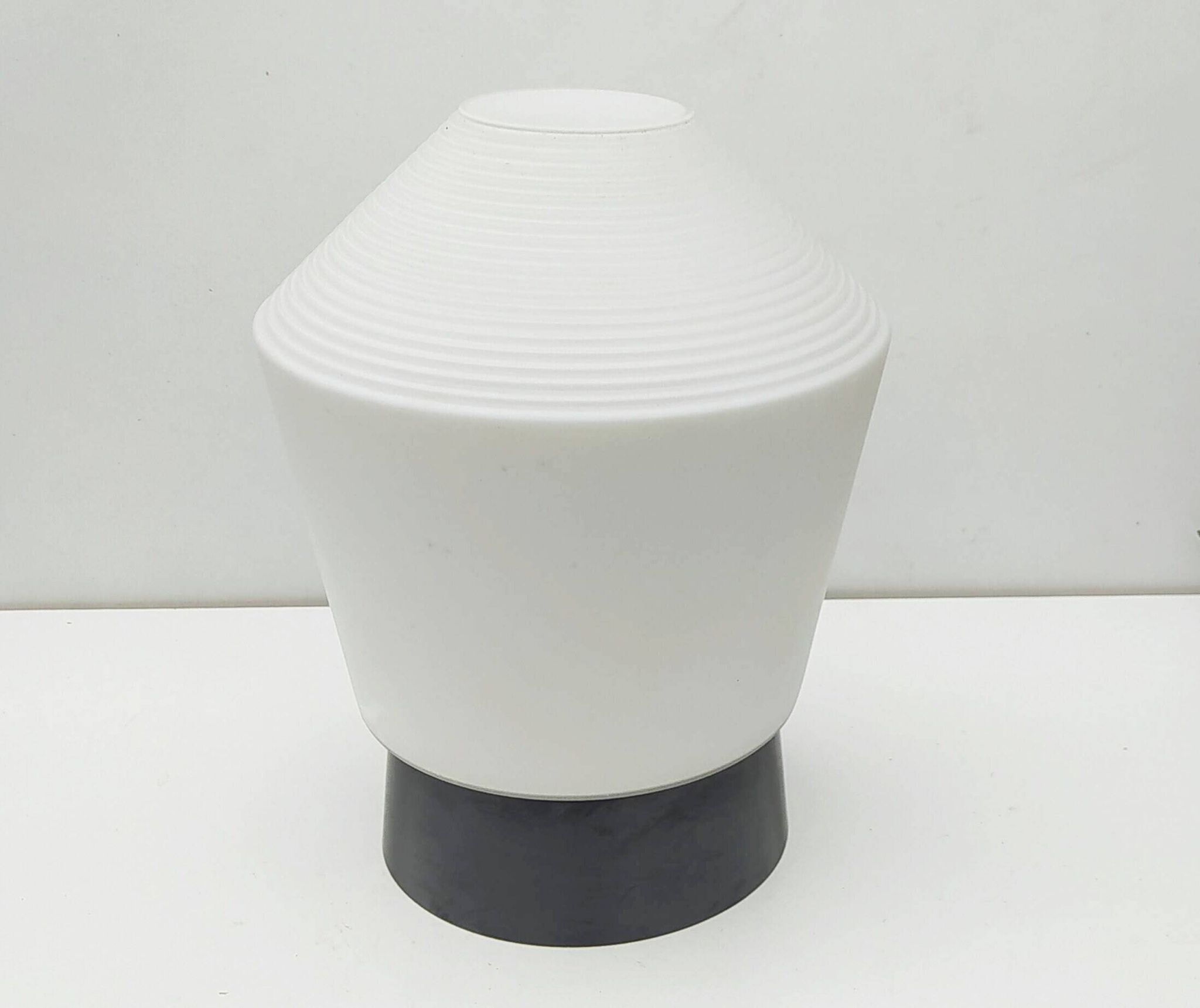 Plafonnier Philips ogive opaline mate