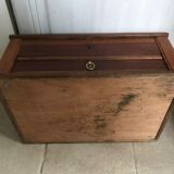 Wooden drawer chest