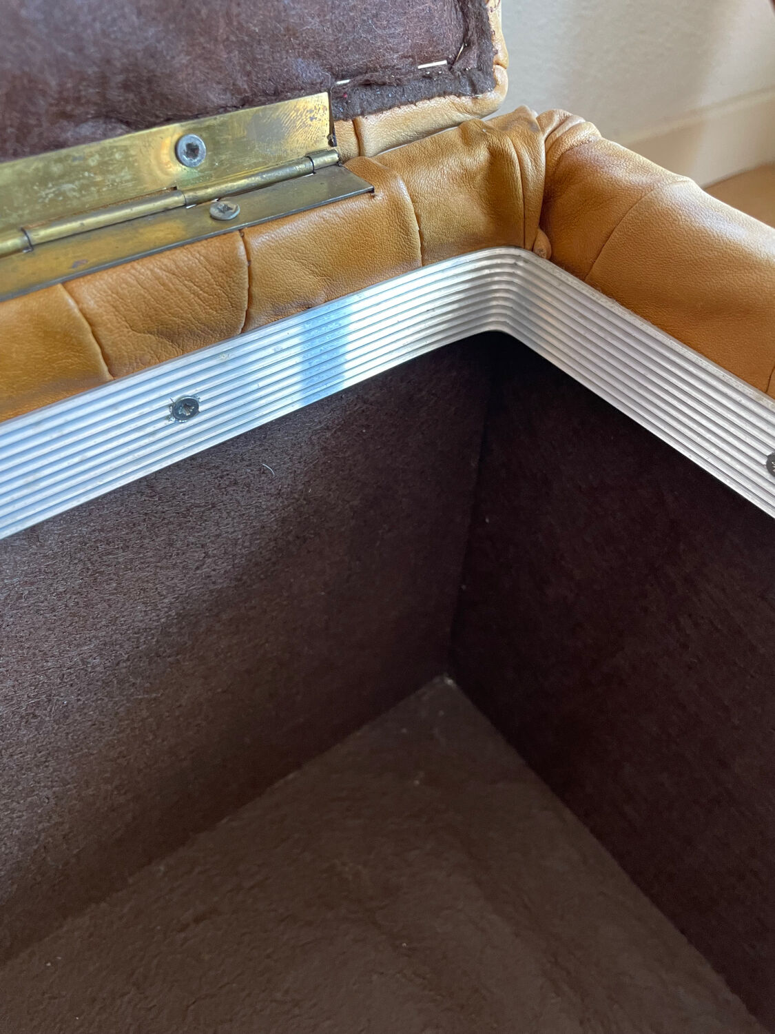 Banc pouf coffre en cuir patchwork  De Sède