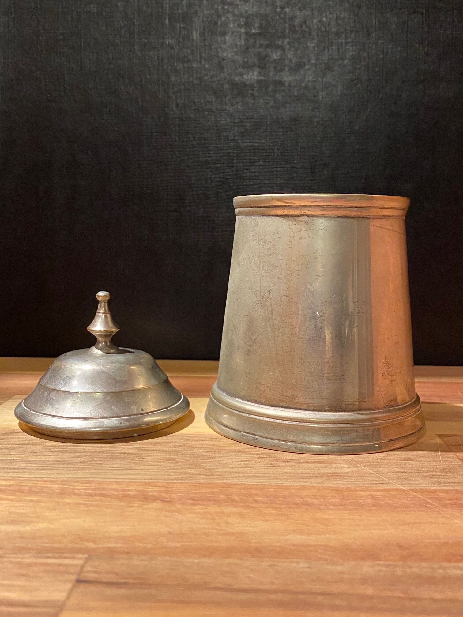 Pioneer E.P.N.S sugar bowl in silvery metal