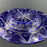 Coupelle en cristal taillé et teinté bleu Bohême