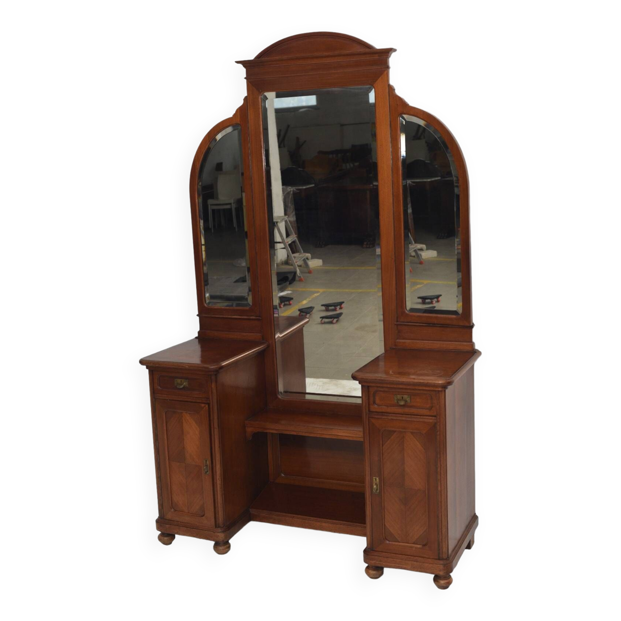 Art Nouveau Toilet with 3 mirrors, beginning of XX century