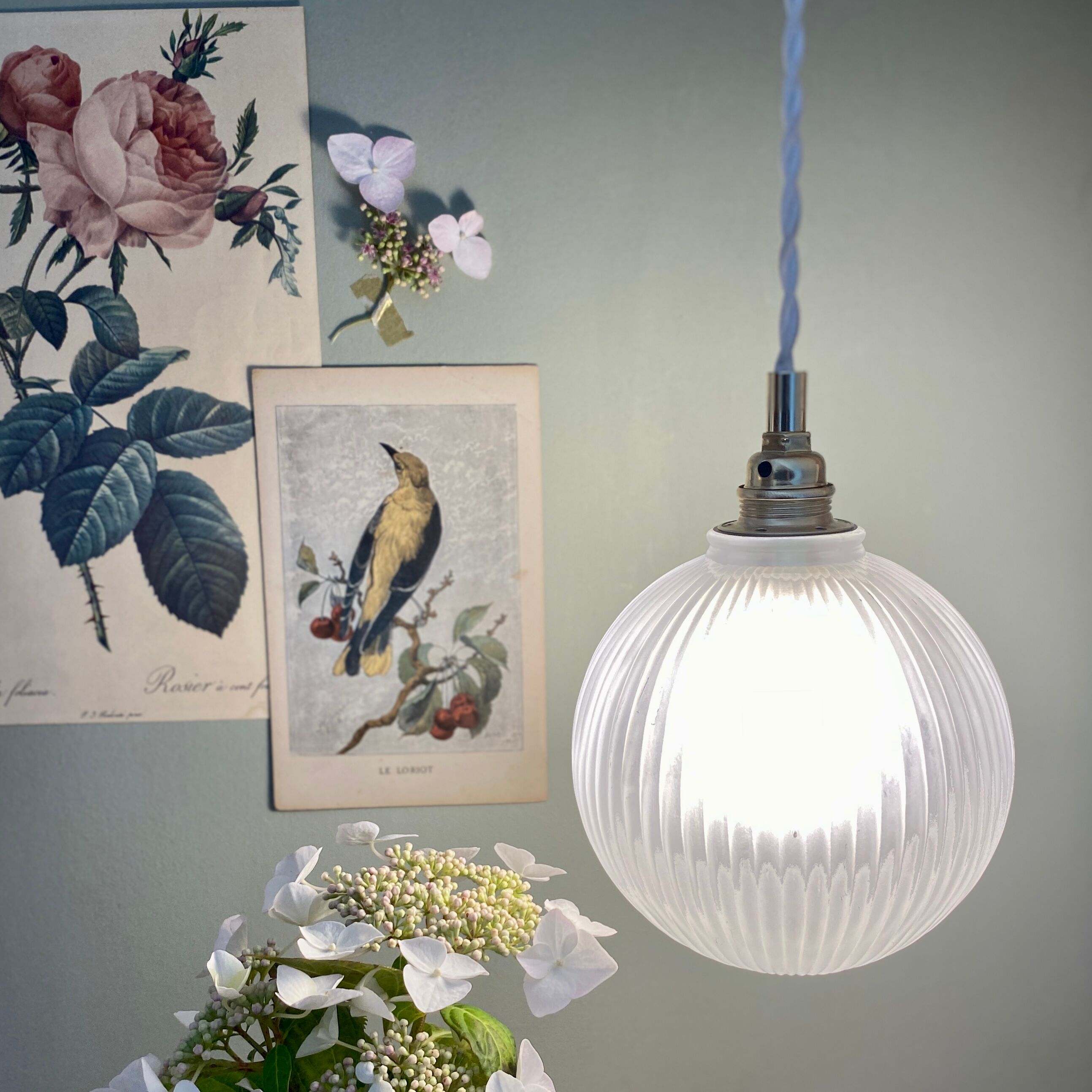 Vintage globe pendant lamp in ridged frosted glass