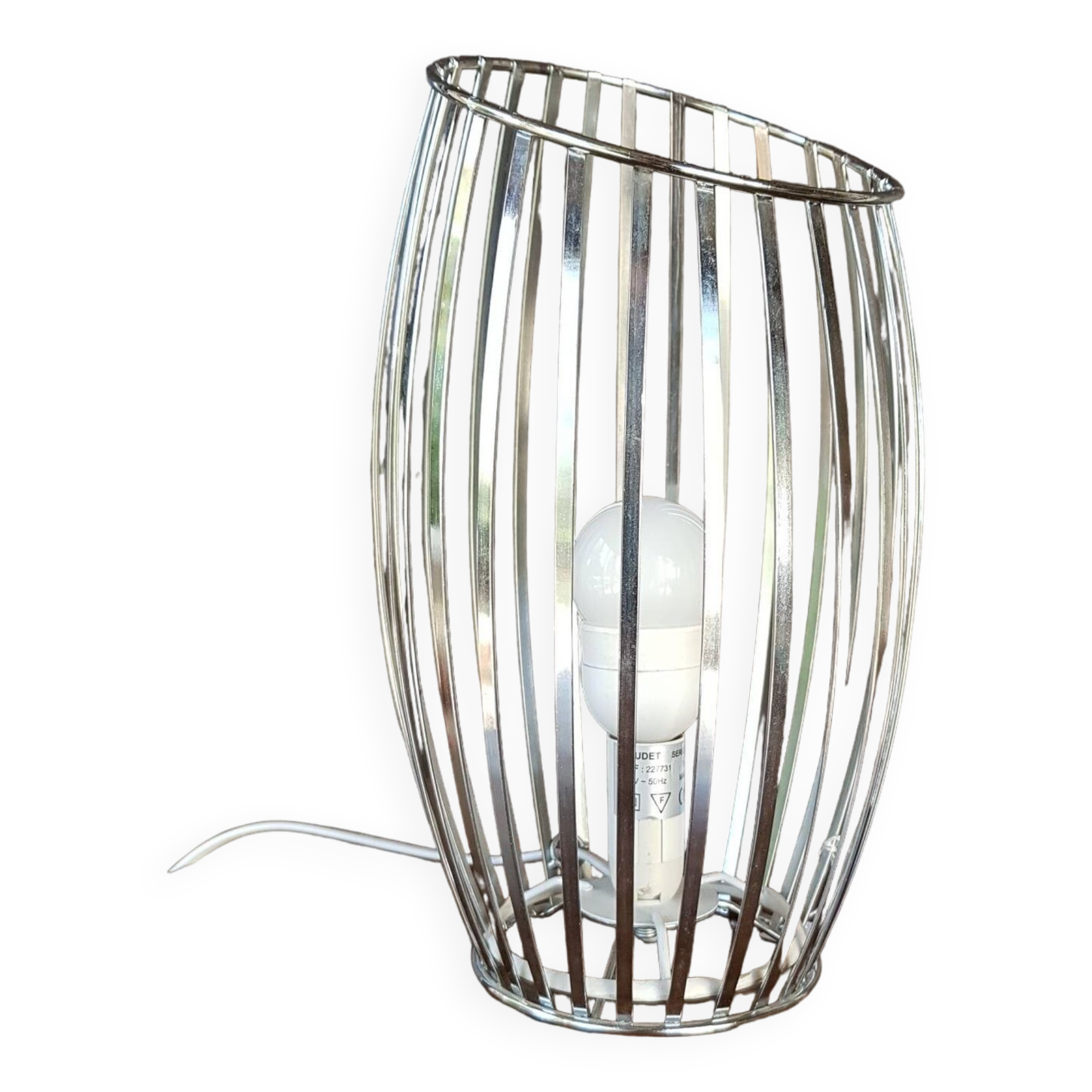 Cylinder design lamp with brushed metal blade