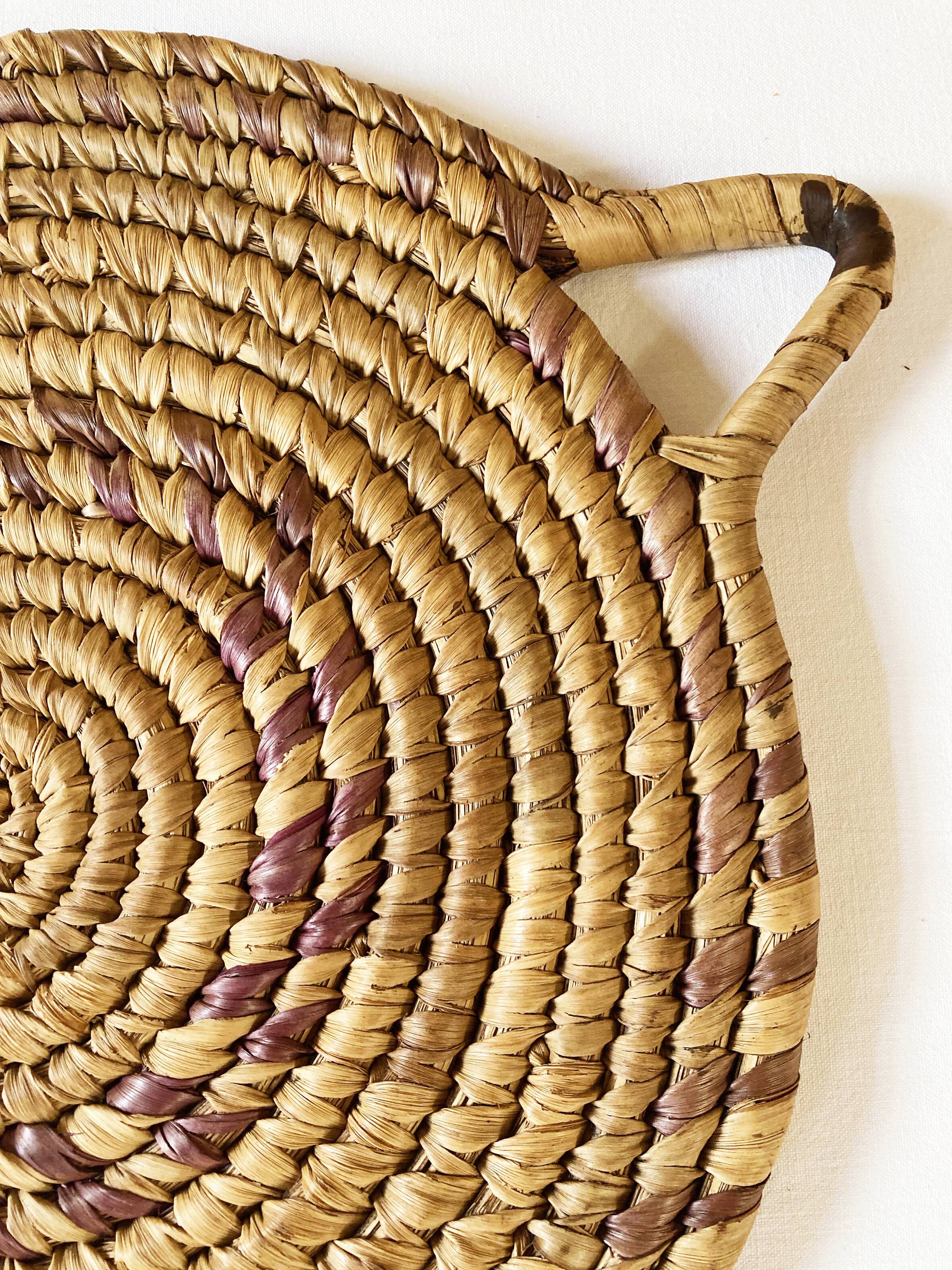 Woven rye trivet