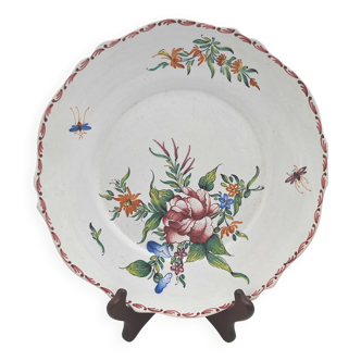 Assiette plate d'émile tessier pour la manufacture de Malicorne dans le goût de Strasbourg