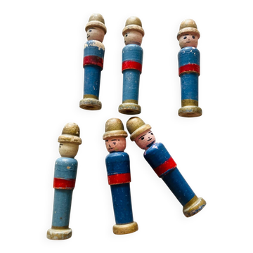 Lot de 6 petits soldats