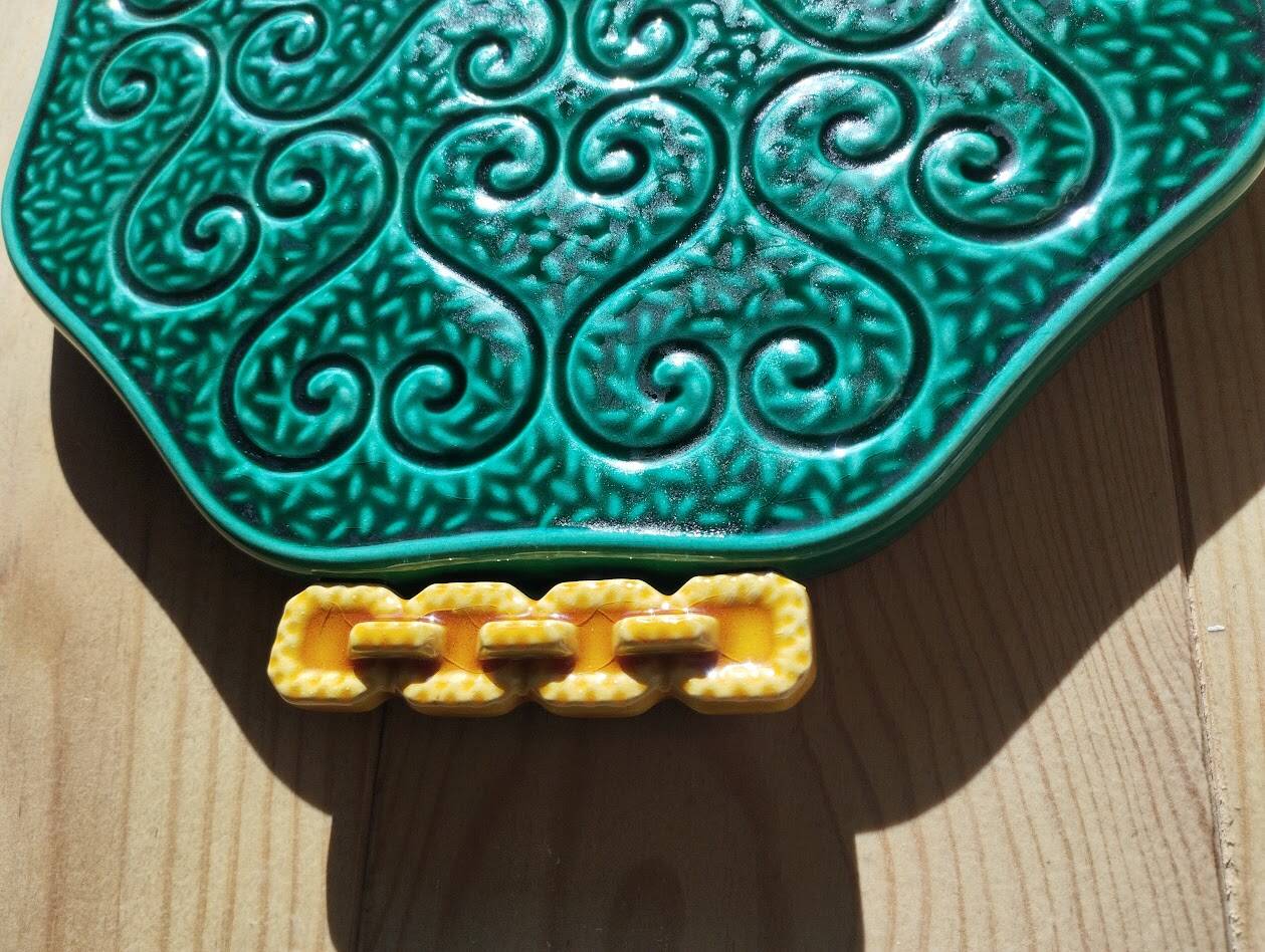 flat dish in slipware
