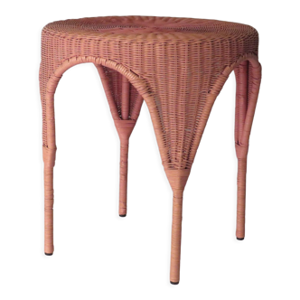 Table basse ou table d'appoint en osier rose vintage