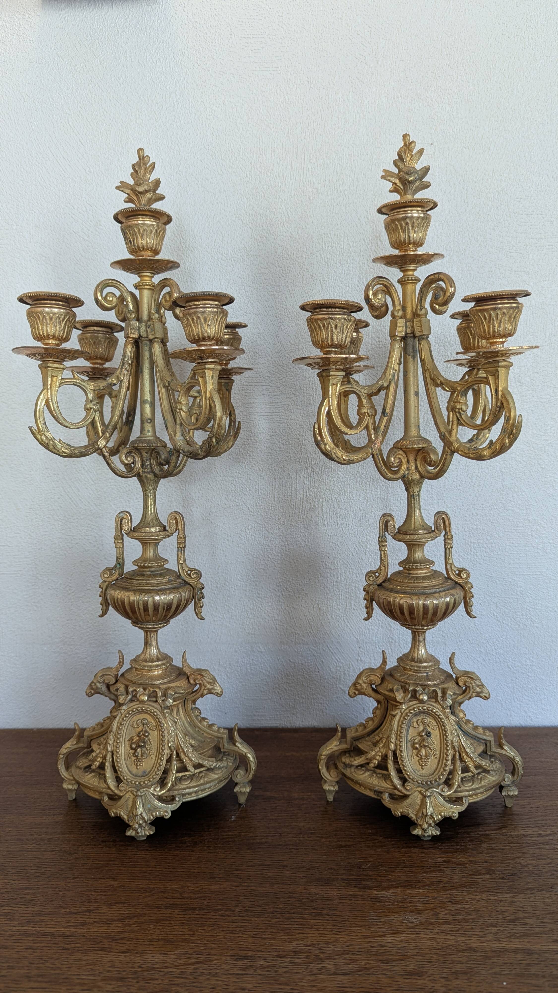 Pair of candlesticks