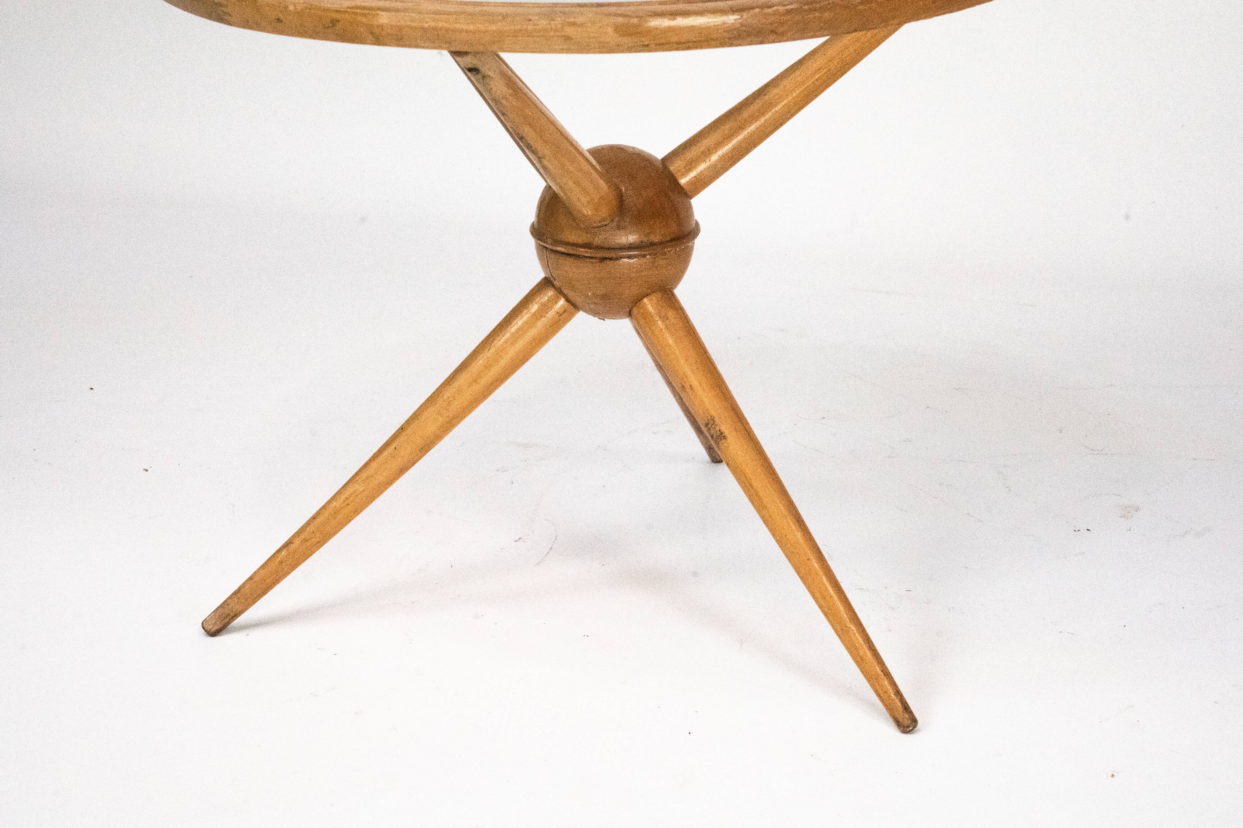 Mid-century round coffee table by Cesare Lacca, Italy, 1950s.