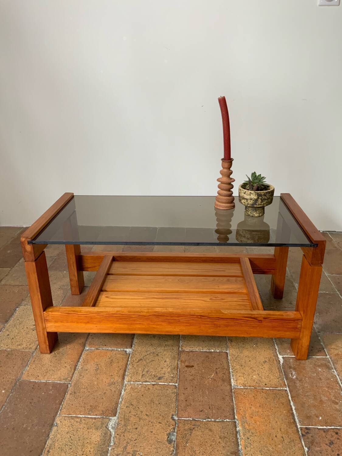 70´ coffee table