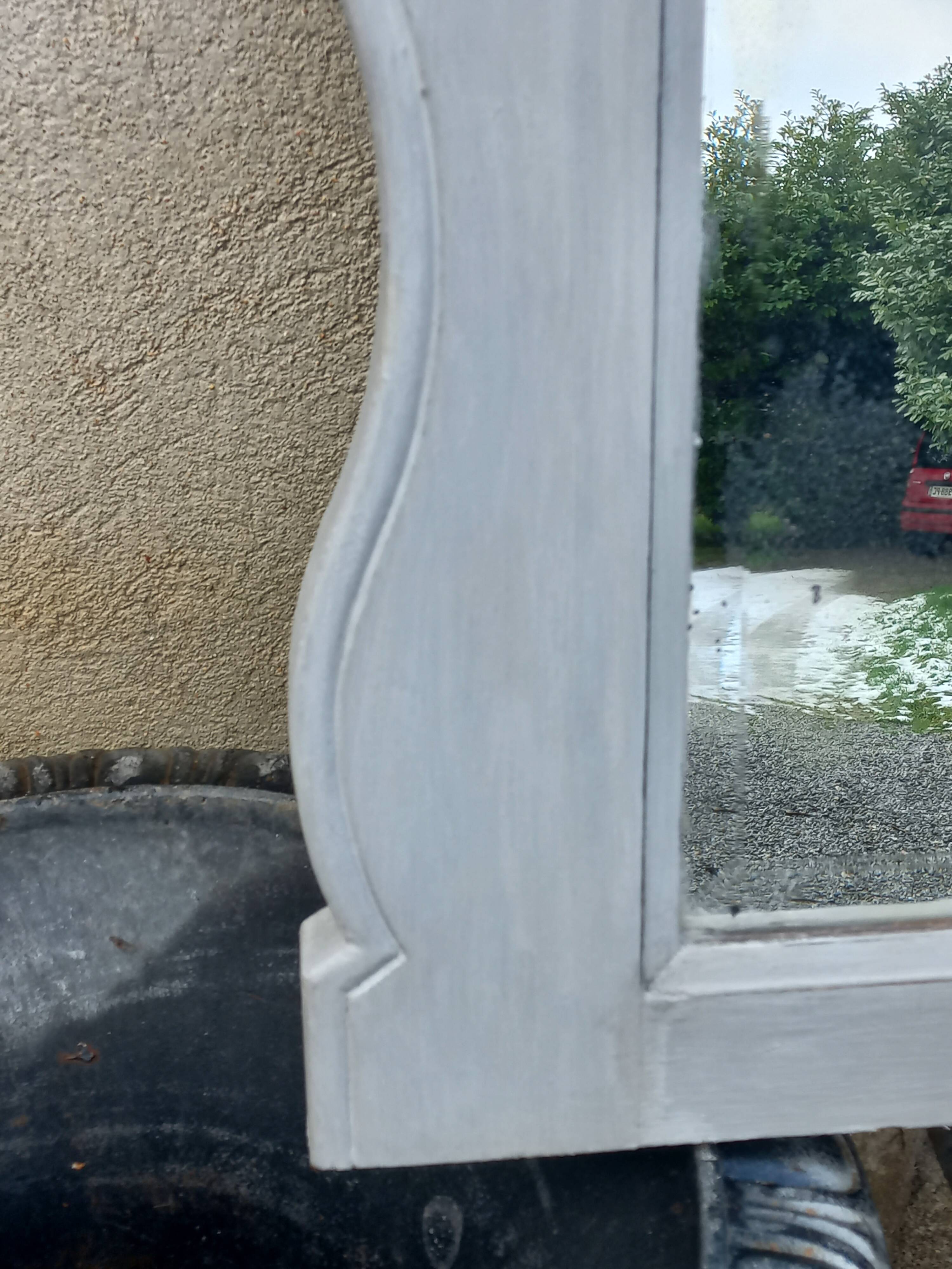 Antique Louis XV style mirror in solid oak with grey patina, 131cm.