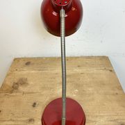 Lampe de Table Industrielle Rouge à Col de Cygne, 1960s