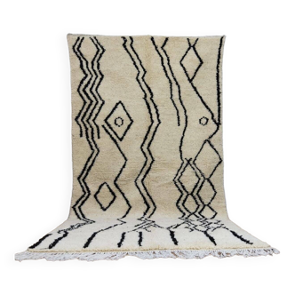 Handmade wool Berber rug 275 x 144 cm