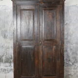 Indian cabinet in patinated and varnished wood