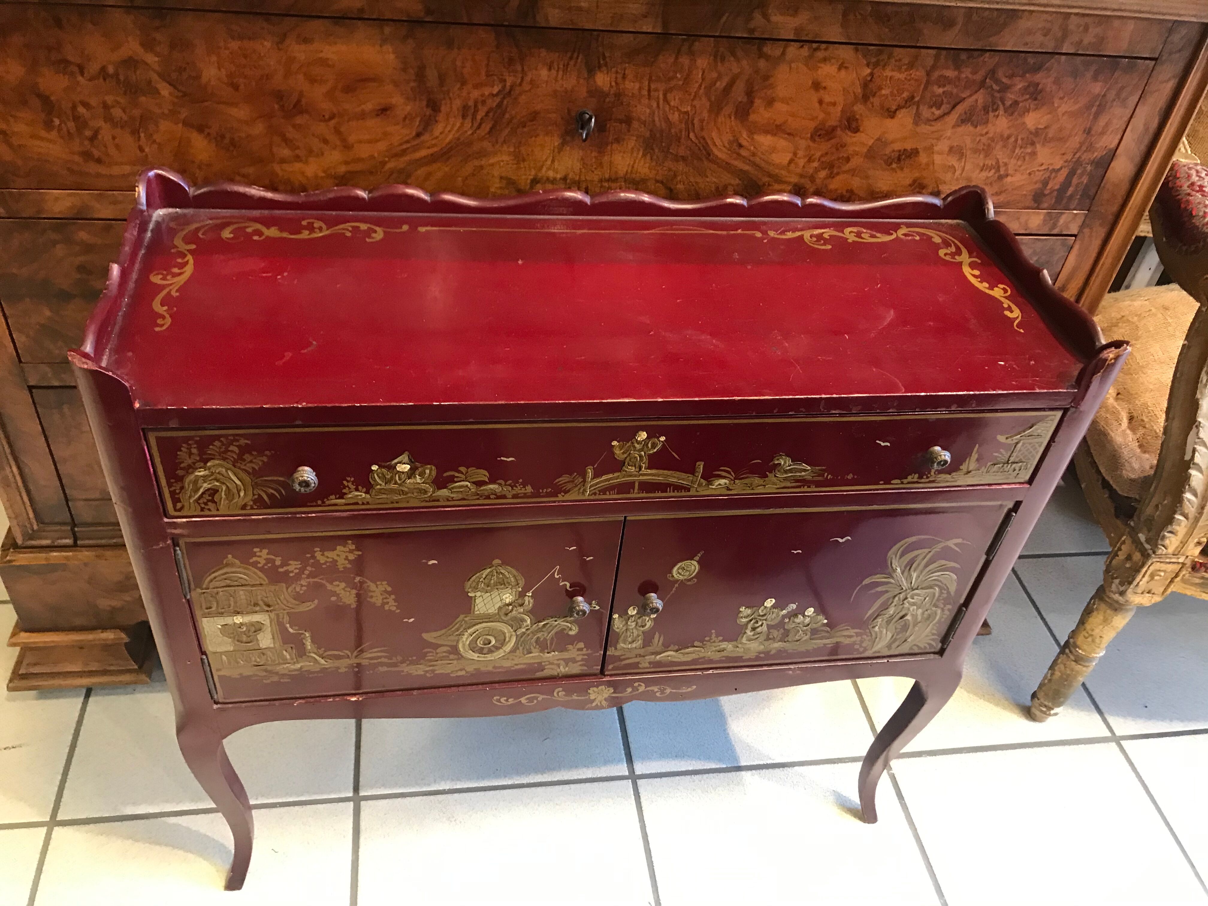 Chinese lacquered furniture