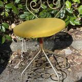 Small chamber chair in gold gold fine metal