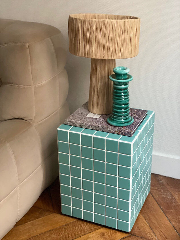 VColumn - turquoise blue/white