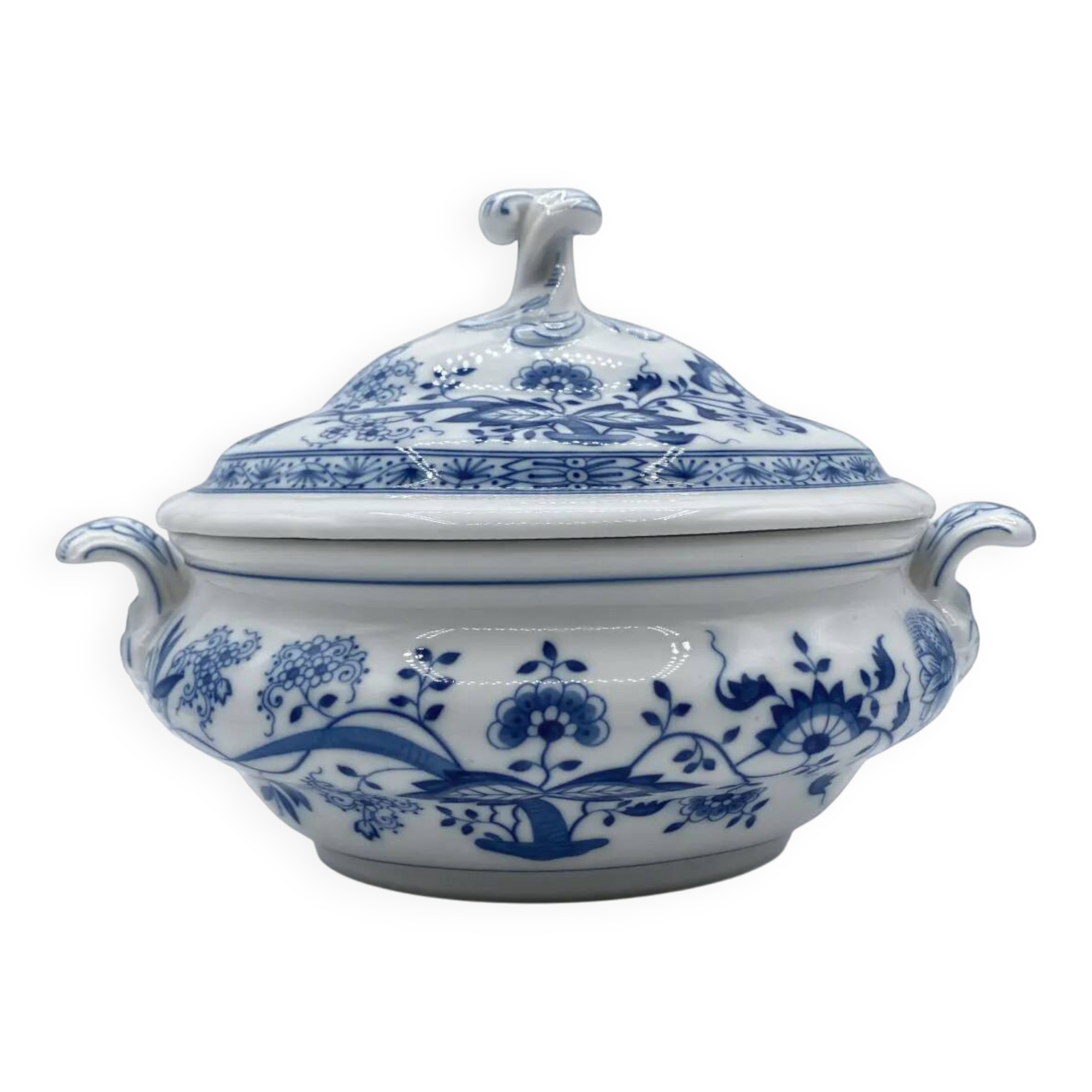 Hutschenreuther (Rosenthal) "Blue Onion" (Zwiebelmuster) Soup Tureen