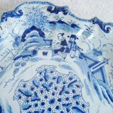 Assiette décorative Delft ancienne bleu et blanc avec motifs chinois
