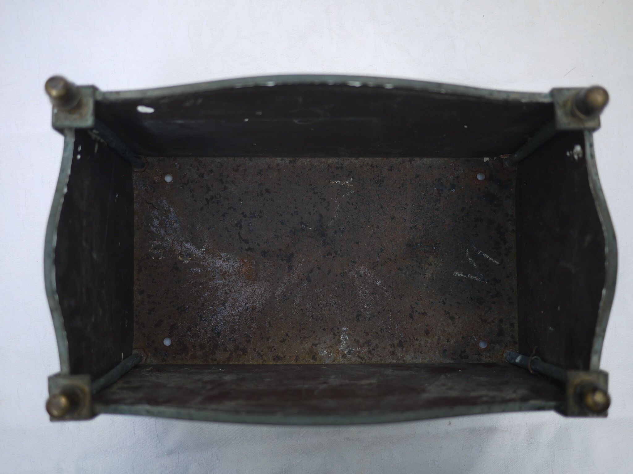 Planter in mirror and metal of the 1940s