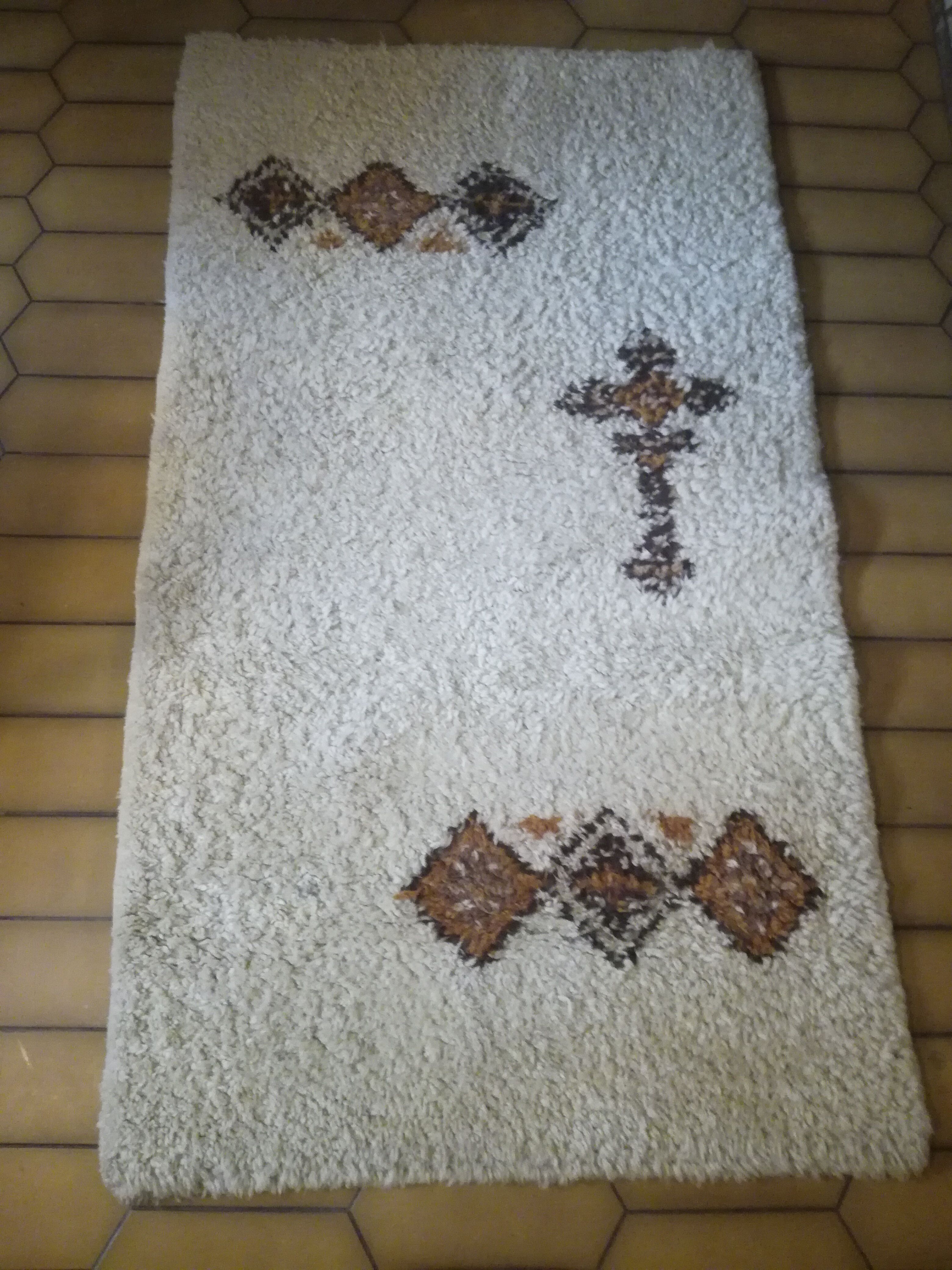 Berber wool carpet 152x87cm