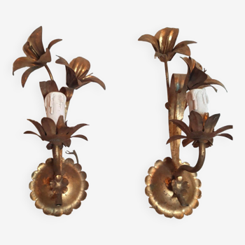 Pair of lily flower sconces in gilded metal design 60s