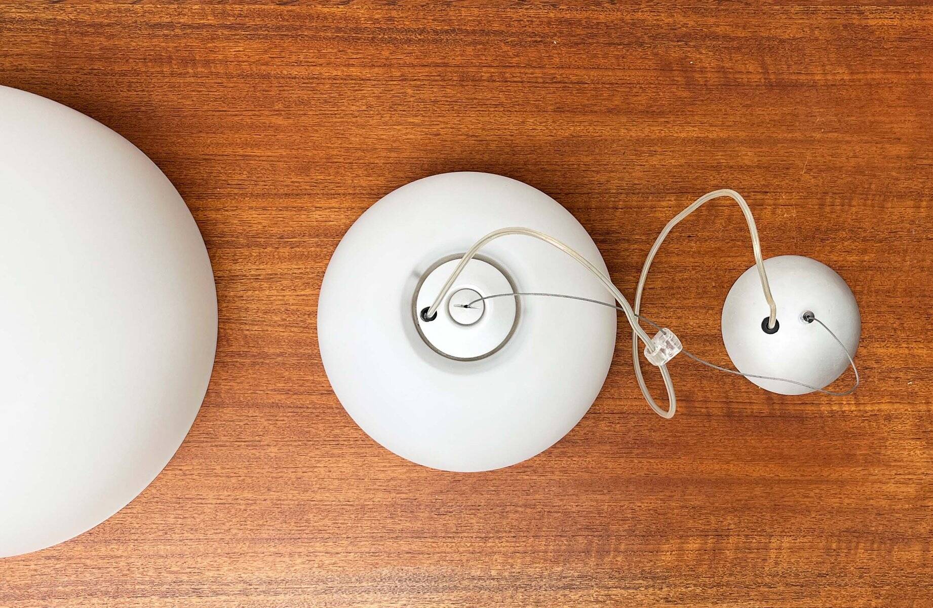 Postmodern Italian glass pendant lamp model Gaia by Luciano Cesaro for Tre Ci Luce, 1980s, set of 2.