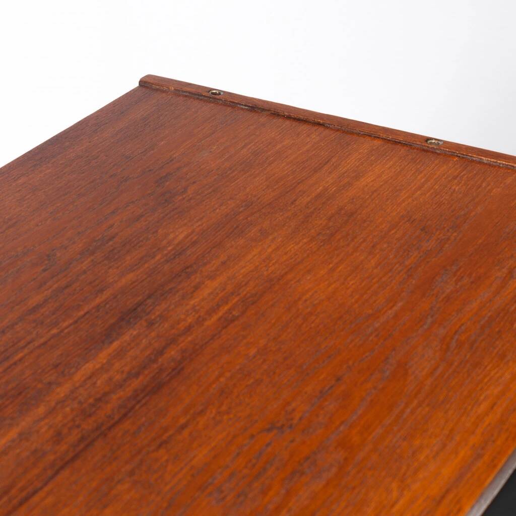 Original U-458 cabinet designed by Jiří Jiroutek in 1958