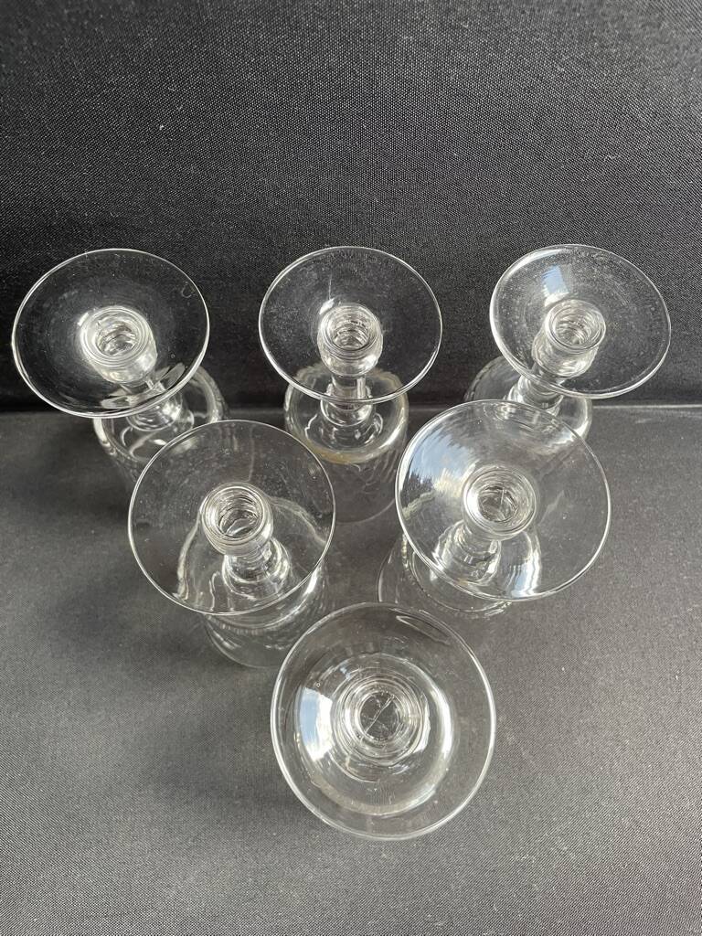 6 Baccarat Champigny wine glasses