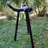 Tabouret tripode de bar brutaliste