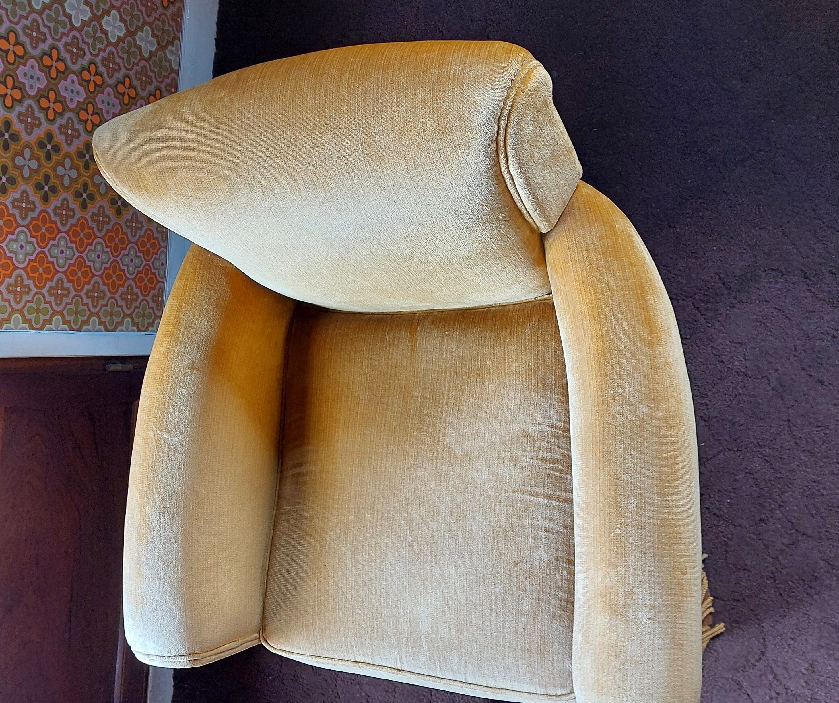Velvet armchair 1940 vintage