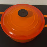 Le Creuset cast iron casserole dish number 5