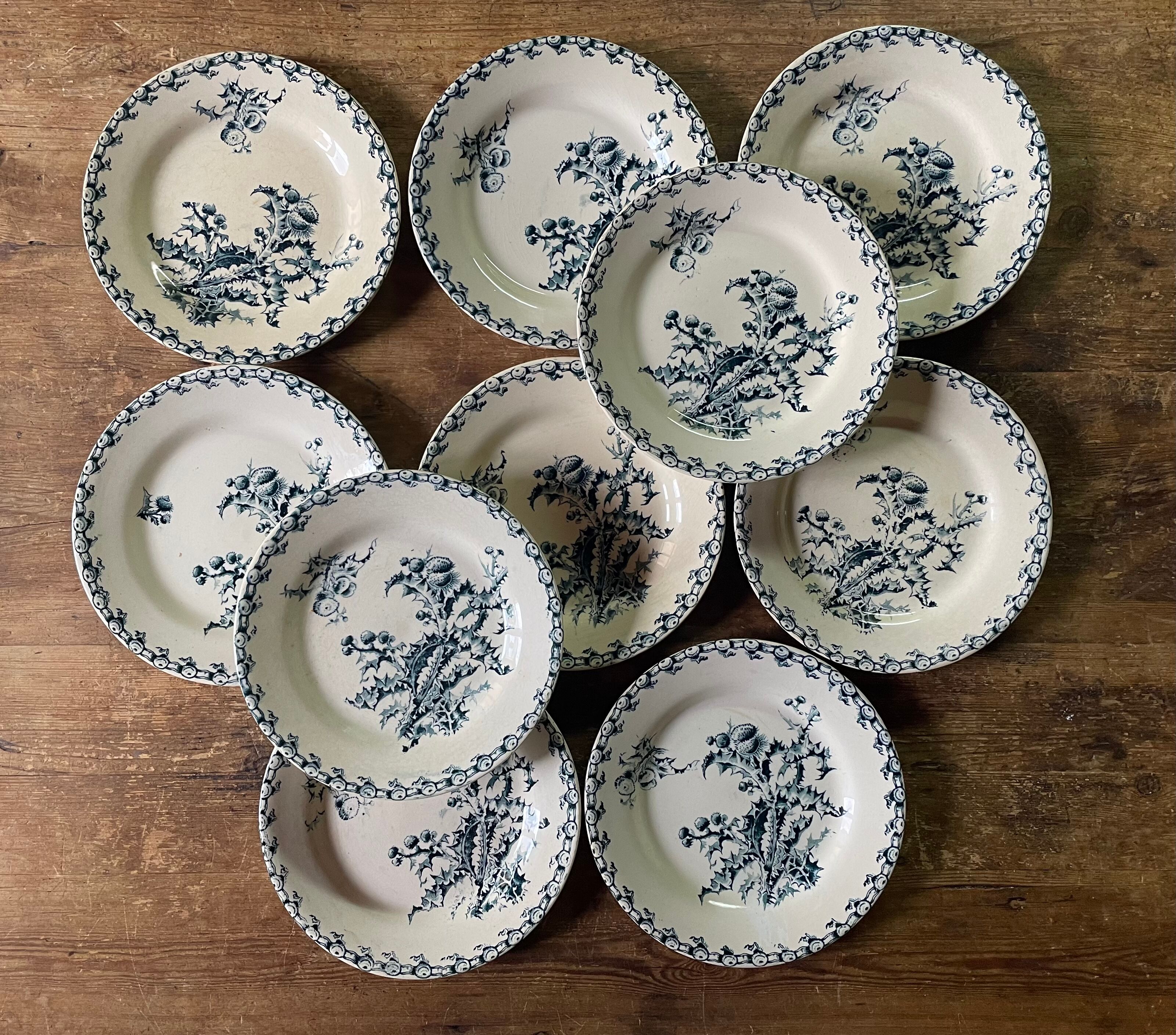10 plates thistles Gien