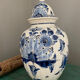 Vase couvert de Delft