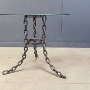 Table basse ou table d'appoint en chaîne de style brutaliste, années 1970