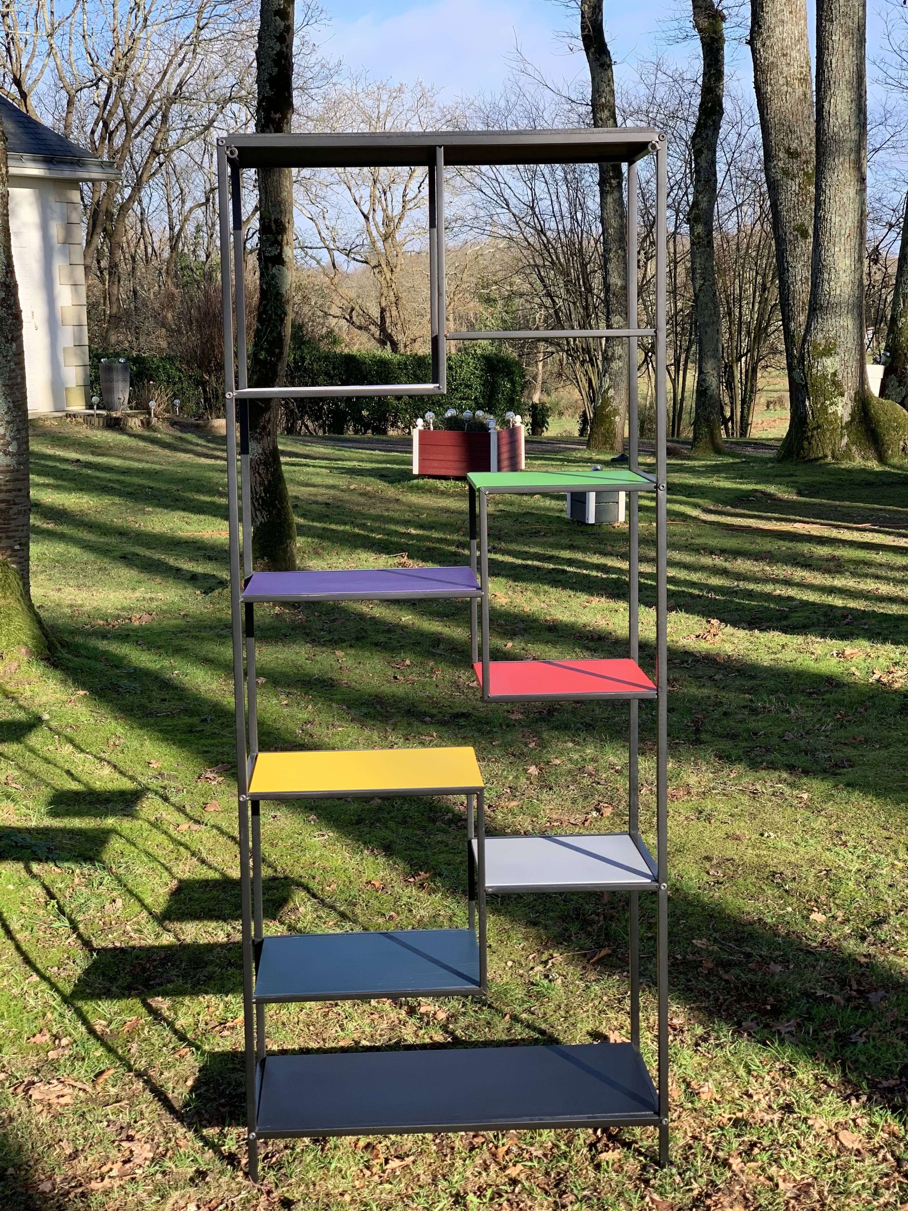 Etagères
