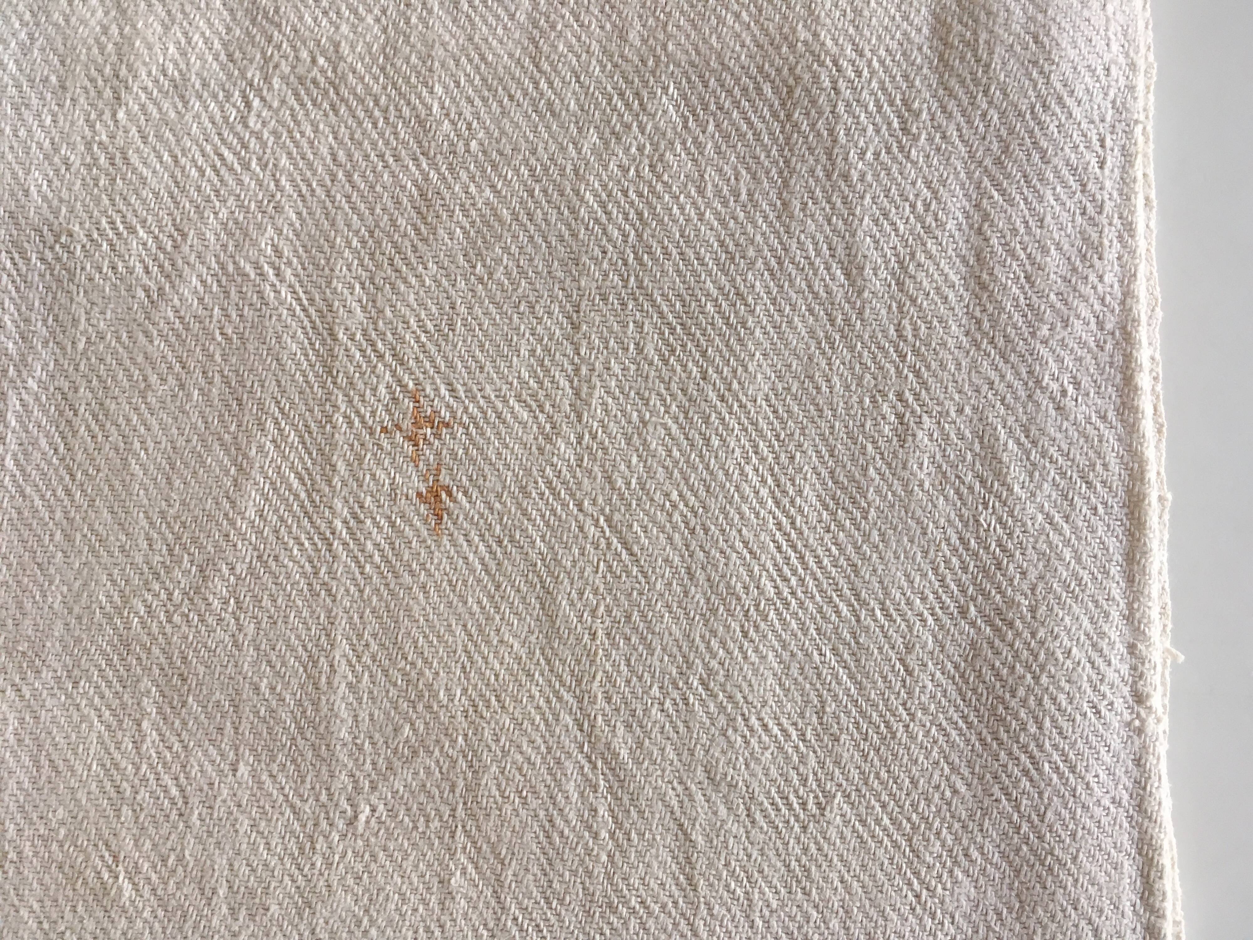 Tablecloth in heavy linen canvas 19e 140cm