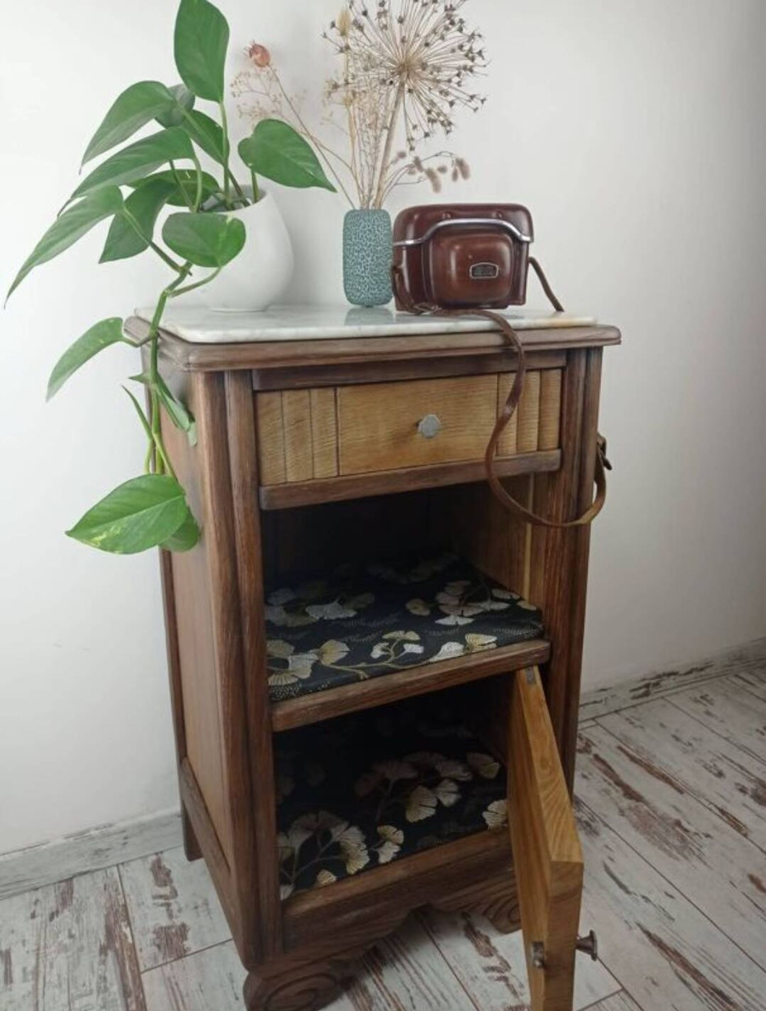 Ginkgo Table