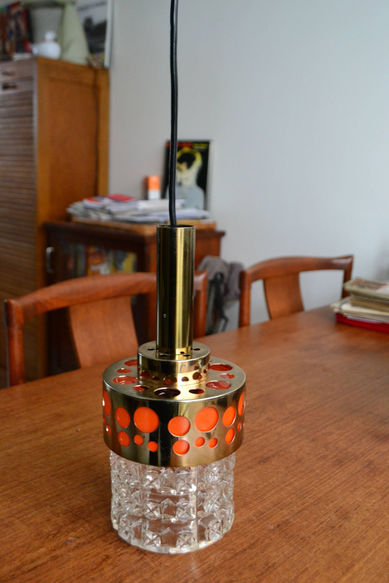 Suspension Raak gold orange 1970s pop