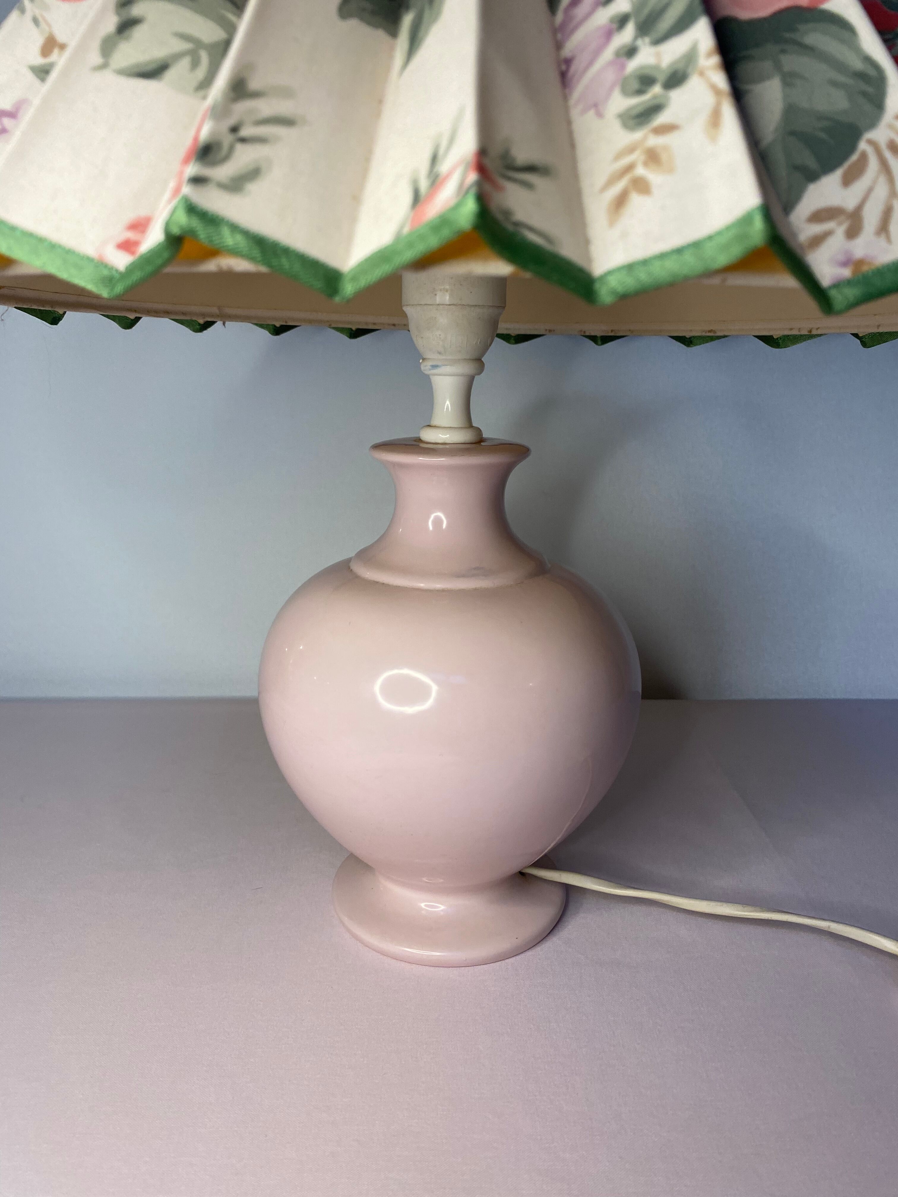 Flowery lampshade pleated