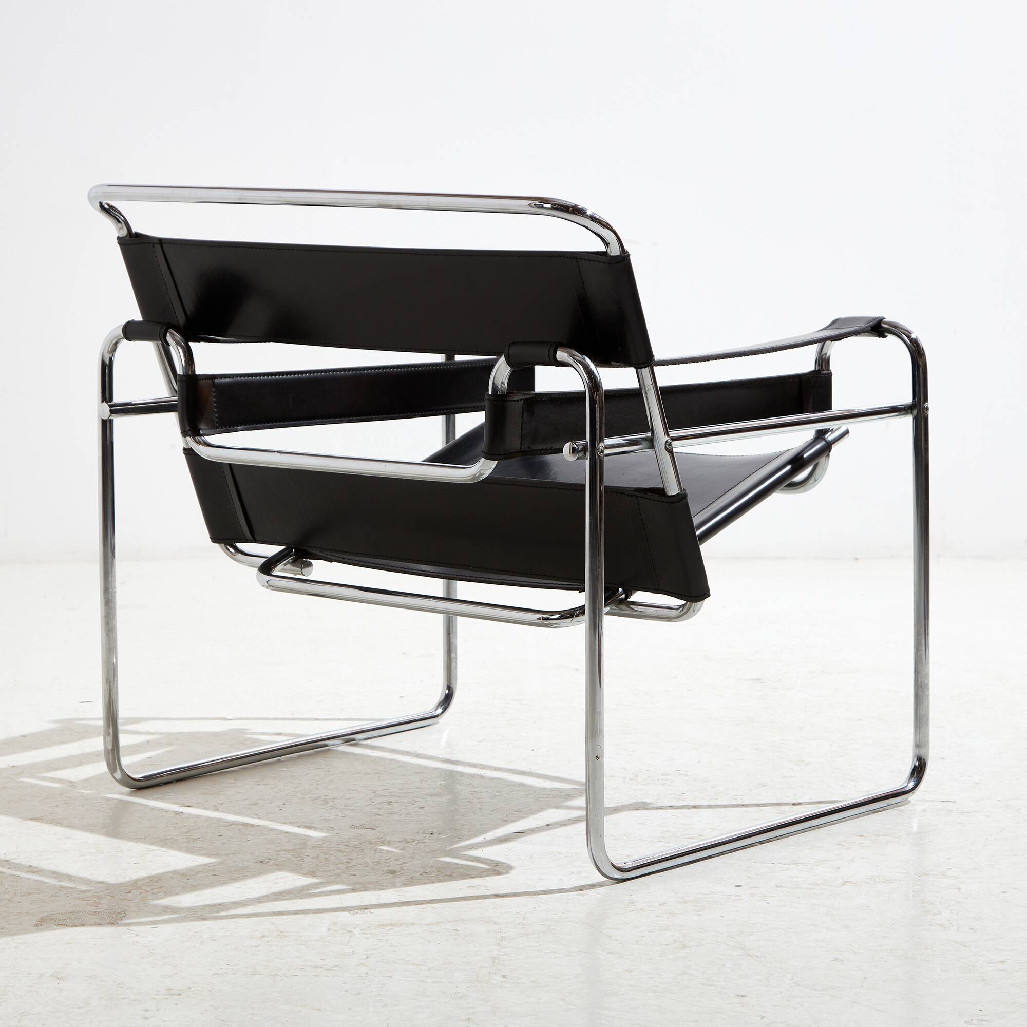 Chaise tubulaire de style Bauhaus (MK10227)
