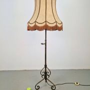 Lampe de sol en fer forgé réglable, années 1930
