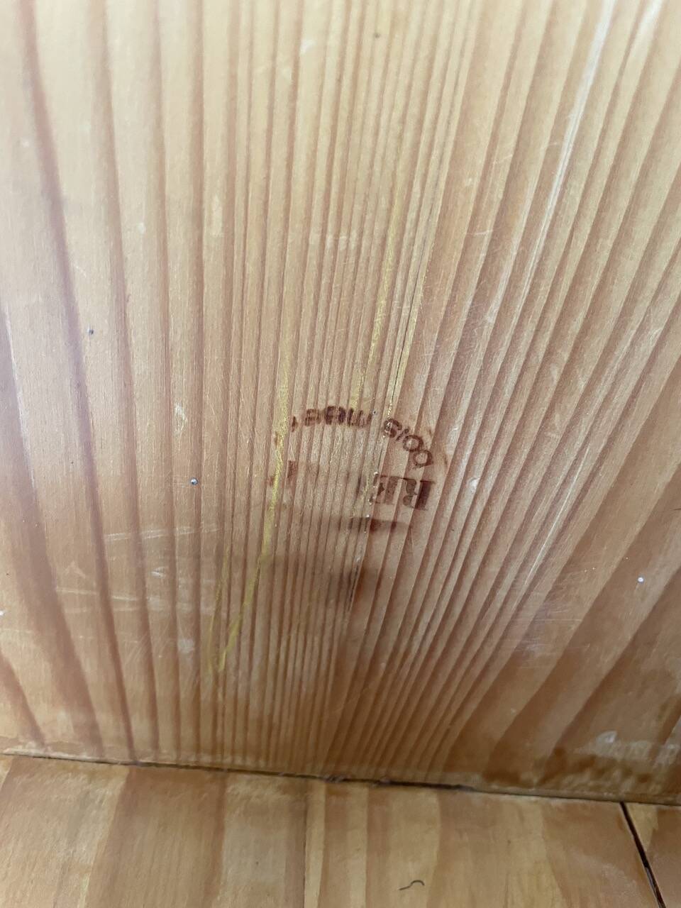 Maison Regain pine coffee table