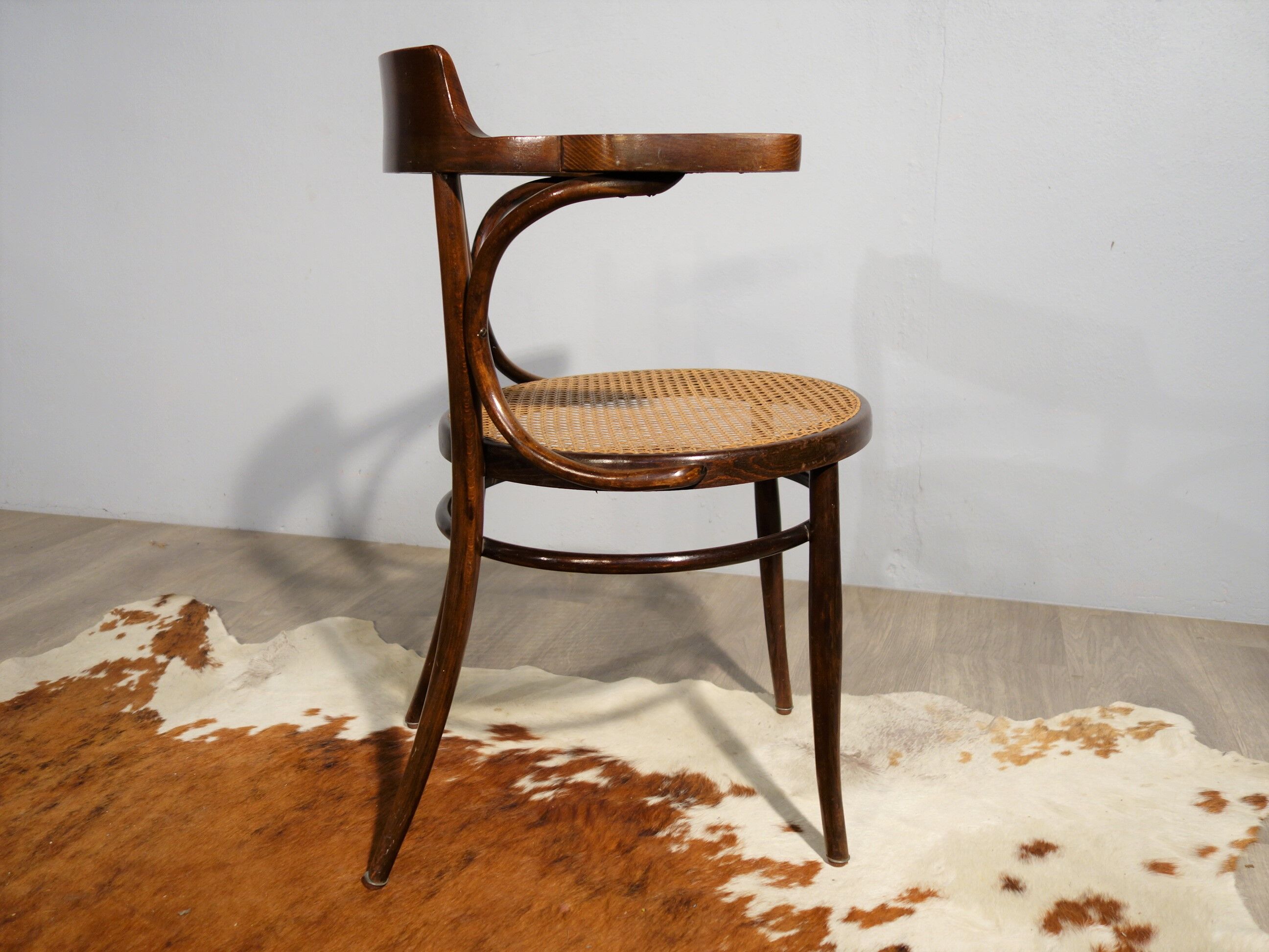 Horgen Glarus office armchair