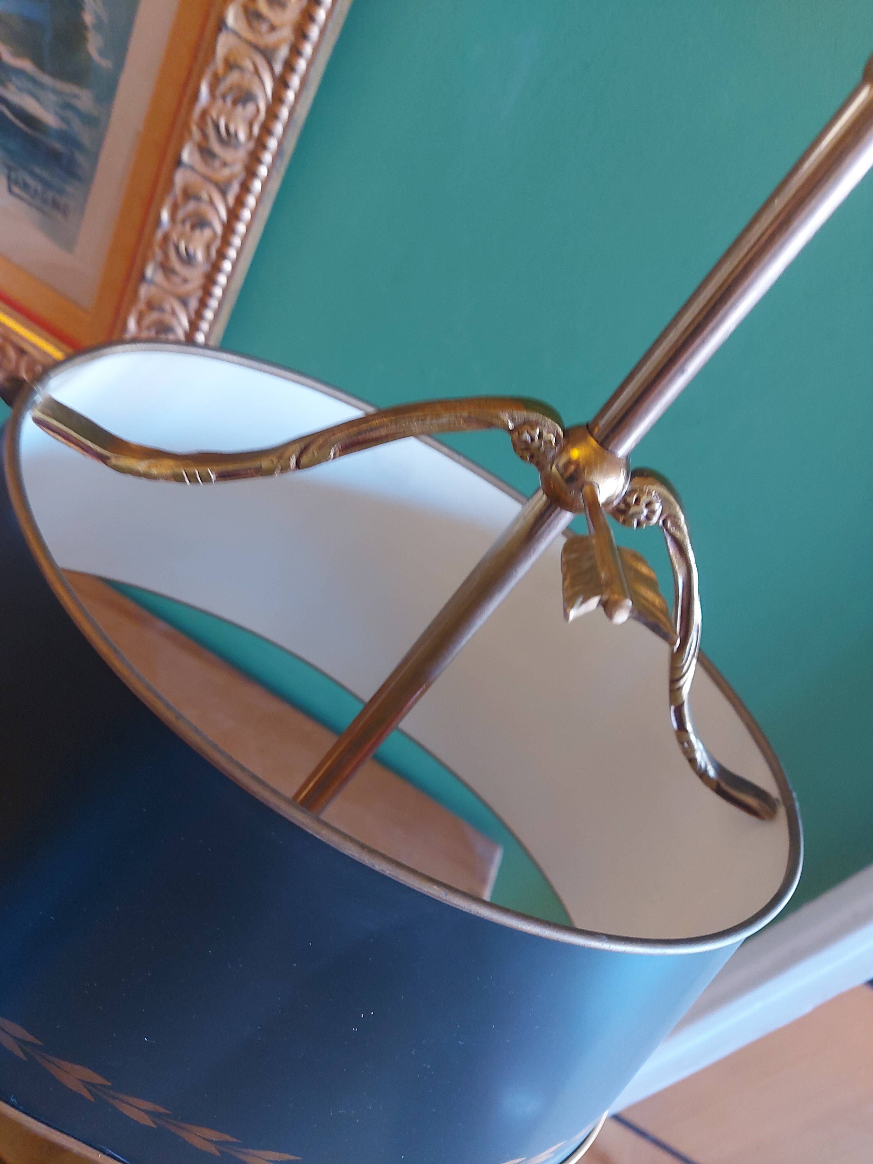 BOUILLOTTE LAMP IN BRONZE, SIGN DECOR